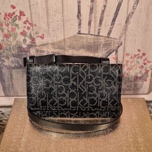 Calvin Klein - Belt Bag